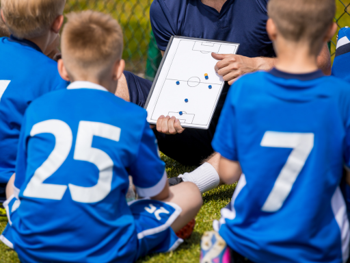 Soccer-team-is-having-the-training-class