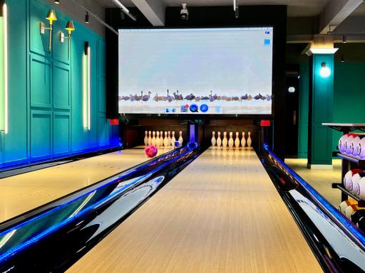 CHFUNTEK-the-cost-to-build-a-bowling-alley-complete-design-and-installation-services
