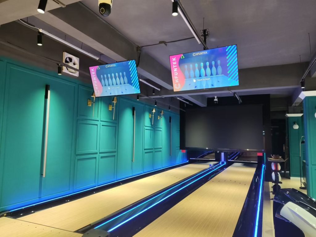 CHFUNTEK-bowling-alley-with-newest-user-interface