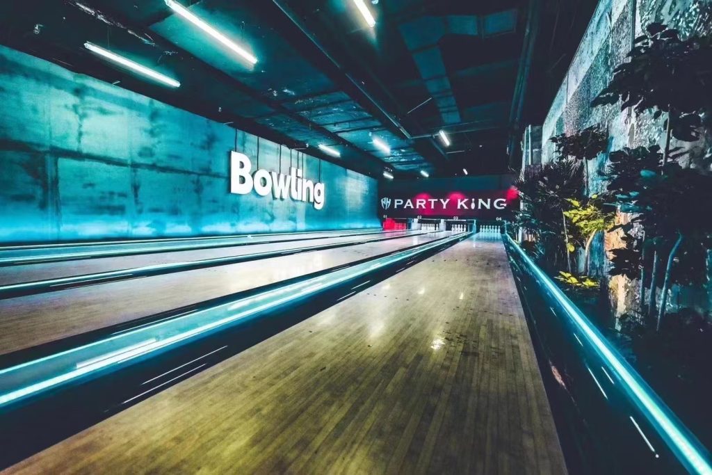 CHFUNTEK-4-lanes-string-pin-bowling-alley