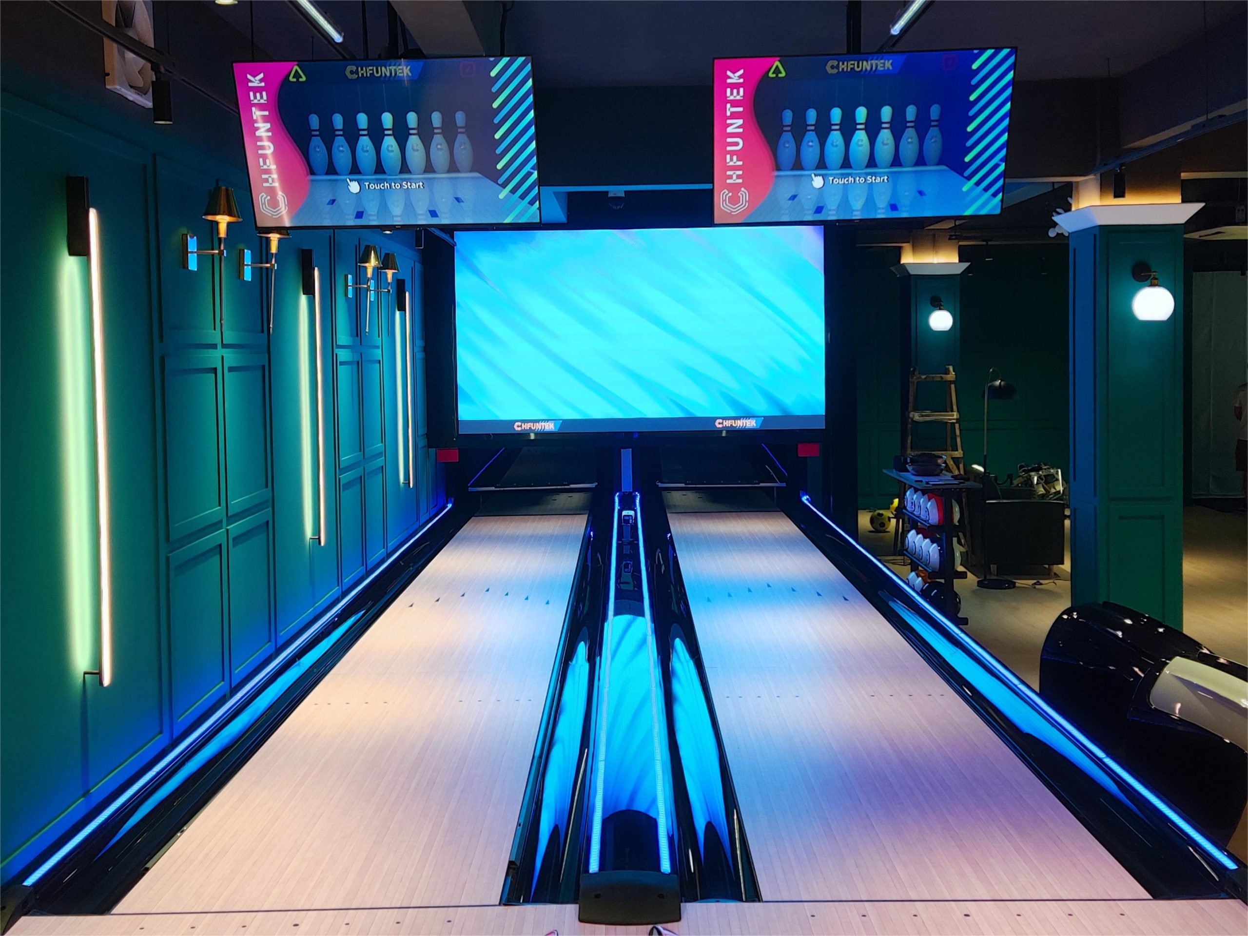 CHFUNTEK-string-pin-bowling-showroom